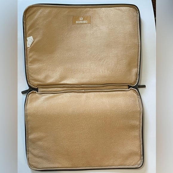 Domiso Water-resistant Laptop Sleeve - Picture 9 of 11
